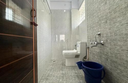 Electronics City Apartment | Cozy Room 1Bhk with Lift 402