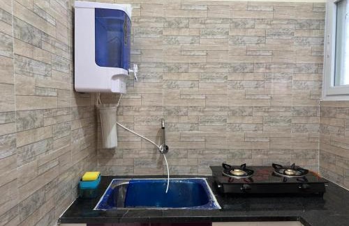 Electronics City Apartment | Cozy Room 1Bhk with Lift 402