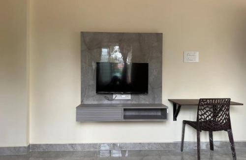 Electronics City Apartment | Cozy Room 1Bhk with Lift 303