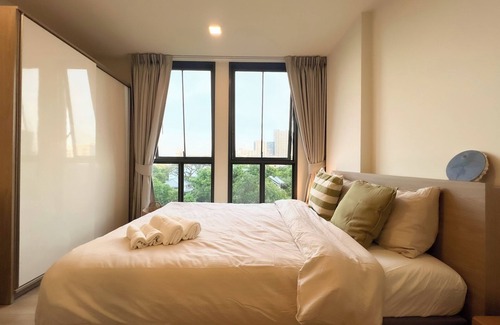 Bang Na Condo | Cozy Room in Bangkok BTS Onnut E9