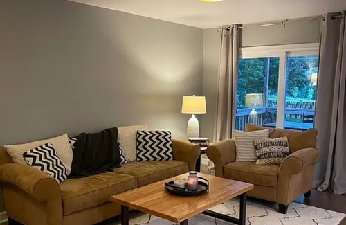 West Omaha House | Cozy room in townhome in welcoming Omaha with WiFi, AC