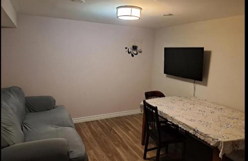 Pickering House | Cozy room near the BEACH