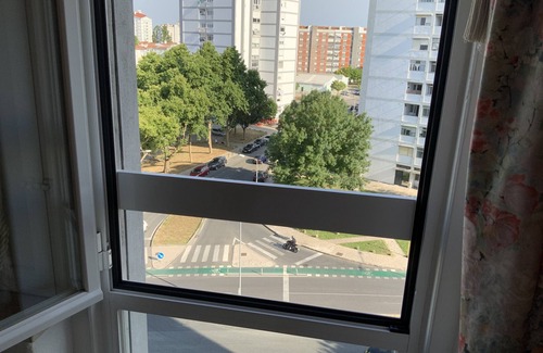 Olivais Apartment | Cozy room next to Metro Station, close to Airport , easy access to city center