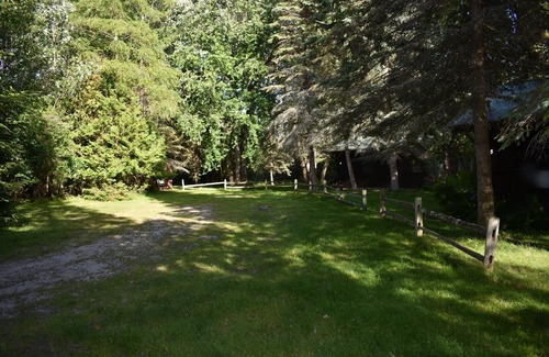 Cheboygan Cabin | Cozy, rustic log cabin on Mullett Lake #6