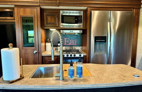 Breckenridge House | Cozy RV in Breckenridge nestled in the woods of a 50 acre farm