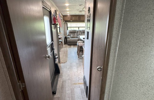 Comfort House | Cozy RV with AC and fitness room in Comfort, Texas in the hill country.