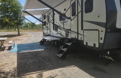 Kempner House | Cozy RV with all the amenities convenient to Lampasas and Killeen!