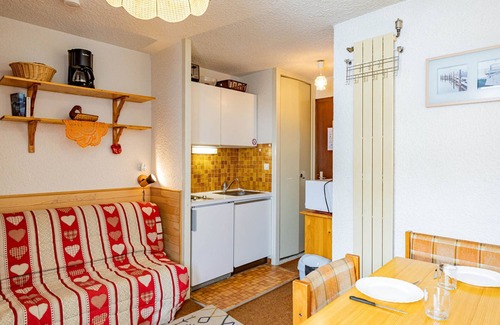 Montgellafrey Apartment | Cozy studio in Saint François Longchamp, sleeps 3, 19m², near slopes