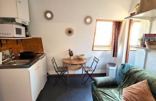 Saint-Michel-de-Chaillol Apartment | Cozy Studio for 3 at the Foot of the Slopes – Great for Families, Hiking and Skiing