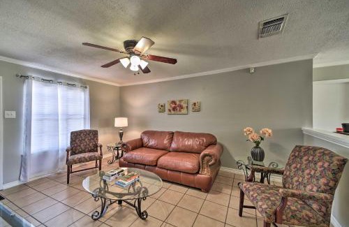 Southside House | Cozy San Antonio Family Home 3 Mi to Lackland AFB
