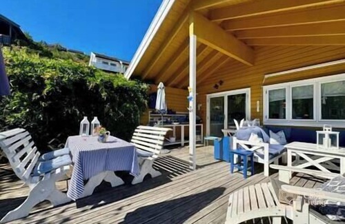 Hurum House | Cozy sea cabin with a great view