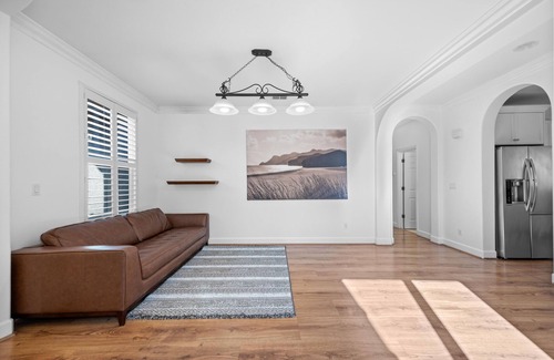 Regency Park House | Cozy single story home, 9 mins from Sacramento International airport.