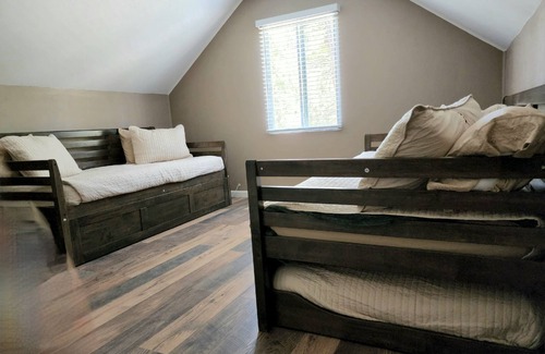 Wrightwood Cabin | Cozy sky retreat in Wrightwood