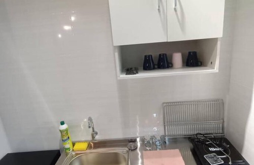 Bukit Indah Apartment | Cozy Sky Trees, Aeon, Netflix & Pool Views
