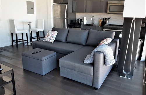 Downtown Winnipeg Condo | Cozy Skyline Entire Condo in Downtown - Across from Bell MTS Centre