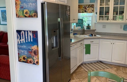 Balboa Peninsula House | Cozy Slice Of Paradise Just Steps From The Beach!