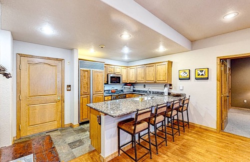 Edwards Condo | Cozy slope-side stay with excellent resort perks & scenic balcony with grill