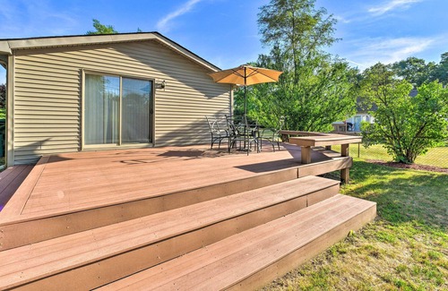 Commerce Township House | Cozy Southeast Michigan Home w/ Private Yard