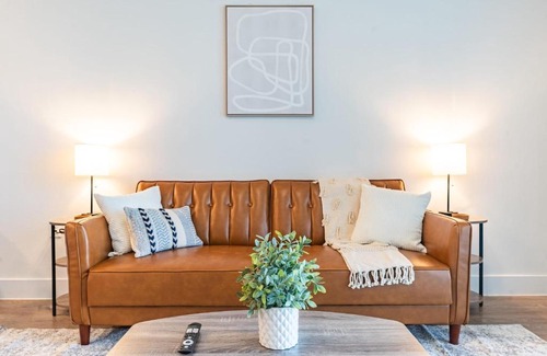 Pflugerville Apartment | Cozy Spacious 1BR with Pool and Gym Pflugerville Austin