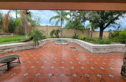 Roma House | Cozy, spacious, and quiet home!