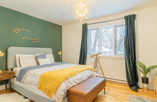 Mercier-Hochelaga-Maisonneuve House | Cozy split-level heritage home nestled in Montreal Island - 10 min walk to metro