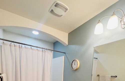 Bismarck House | Cozy Split Level Home Minutes from Downtown