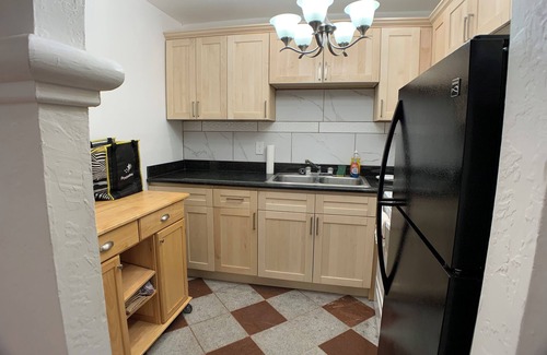 Mosswood Condo | Cozy Spot at Condominium by the Park