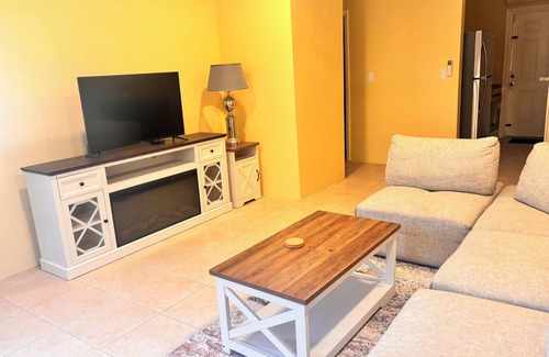 Gambier Apartment | Cozy Spot Near LPI Airport and Orange Hill Beach