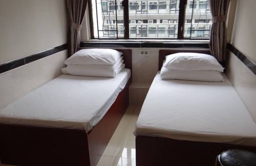 Mong Kok Apartment | Cozy Standard Twin Bedroom