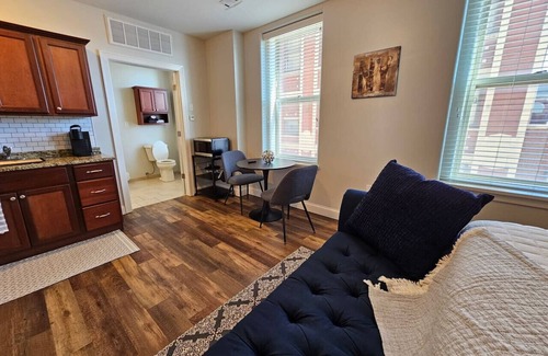Champaign Apartment | Cozy Stay at the Inman - 214