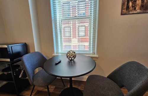 Champaign Apartment | Cozy Stay at the Inman - 214