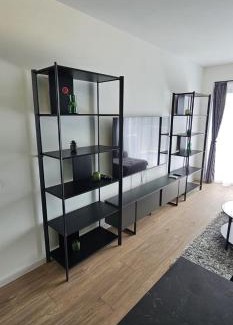 Targoviste Apartment | Cozy stay near Ialomita River