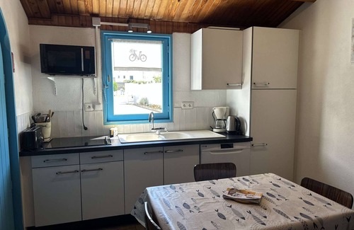 Noirmoutier-en-l'Ile Apartment | Cozy Studio with Mezzanine, 200m from Beach and Port in Noirmoutier-en-l'Île