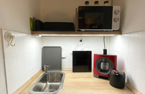 Vizivaros Apartment | Cozy studio apartment in the center of Budapest, close to the metro.
