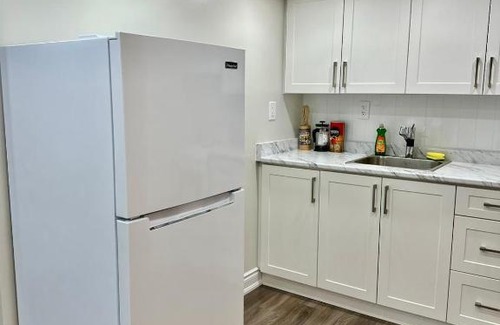 Dorset Park Apartment | Cozy Studio Bsmt in Scarborough Central