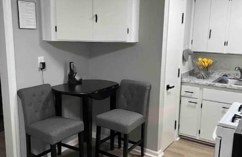 Westerville House | Cozy Studio Centrally Located
