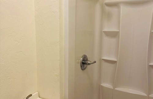 Oklahoma County Apartment | Cozy studio close to turnpike with WiFi, AC