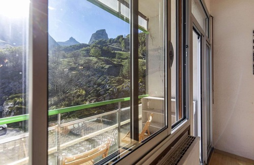 Eaux-Bonnes Apartment | Cozy studio for 4, balcony with mountain view, near Gourette slopes