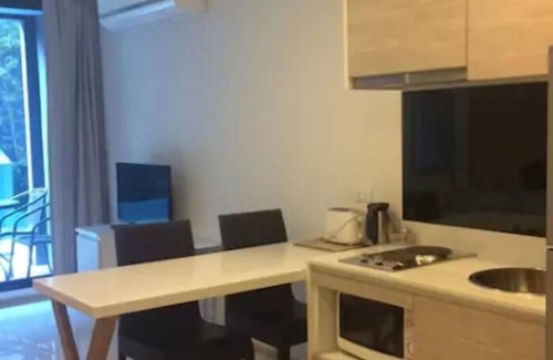 Na Kluea Apartment | Cozy Studio in Brand New Acqua Condo
