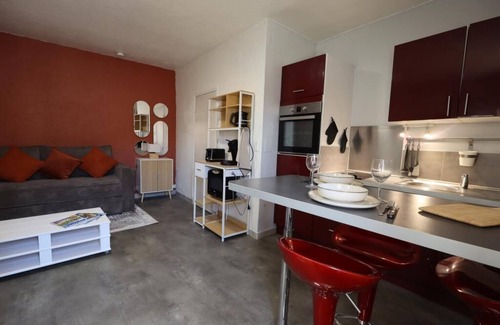 Monteux Apartment | Cozy studio in the heart of the village