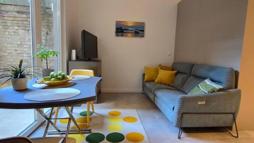 Szentimrevaros Apartment | Cozy Studio in the Heart of Buda