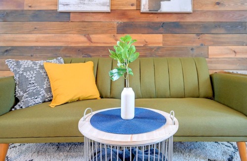 Mahncke Park Apartment | Cozy! Studio near DT Ft.Sam UIW Trinity Pearl (#L)