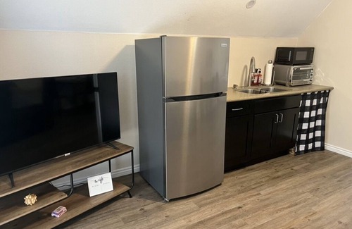 Arvada Apartment | Cozy Studio on Ranch with Mountain Views