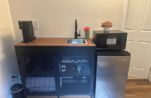 Hope Apartment | Cozy Studio Room + Private Bathroom