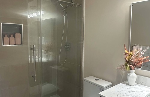 Hope Apartment | Cozy Studio Room + Private Bathroom