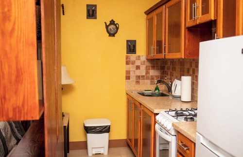 Basseterre Apartment | Cozy Studio Room with Private Entrance Buckley'snn