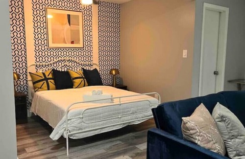 Huntsville Apartment | Cozy Studio Suite In Heart Of Huntsville