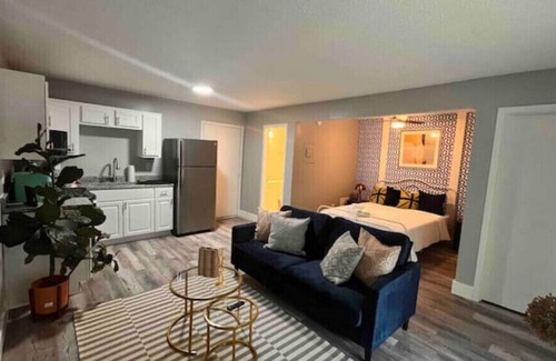 Huntsville Apartment | Cozy Studio Suite In Heart Of Huntsville