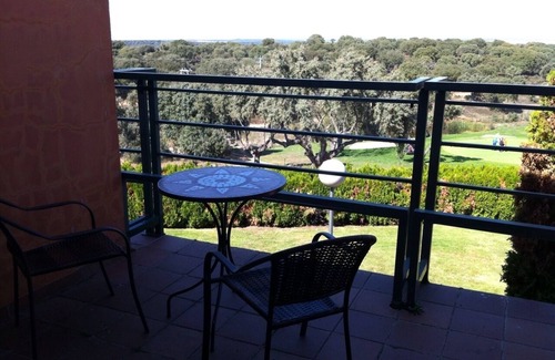 Zarapicos Apartment | Cozy Studio VuT with Wifi in Salamanca Golf Course