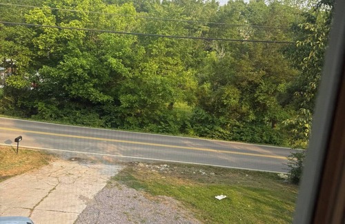Sevierville Apartment | Cozy studio with AC, WiFi in lovely Sevierville